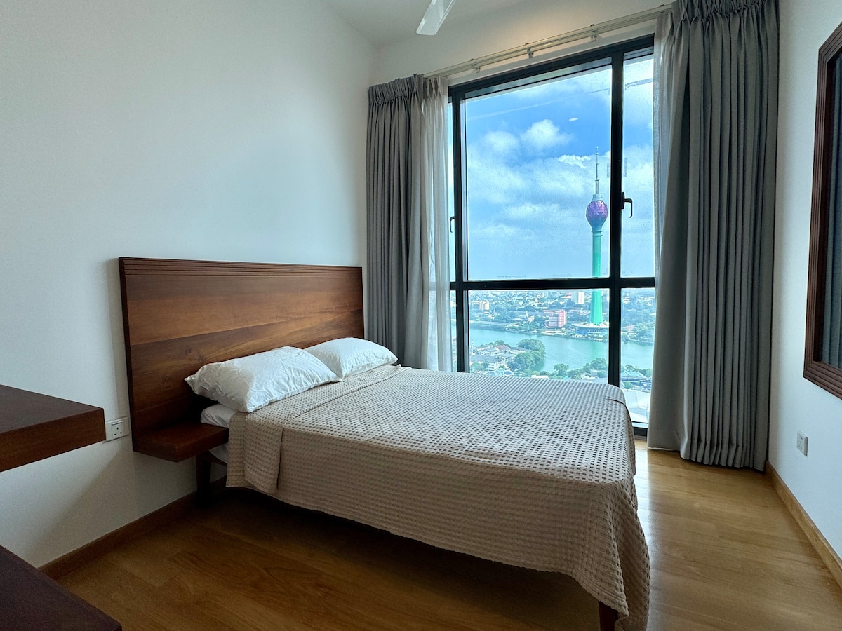 Second bedroom at Colombo Apartment